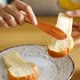 thumbnail image 4 of Juego de 4 cuchillos de madera para mantequilla, queso, mermelada y pasteles. Utensilios de cocina., 4 of 7
