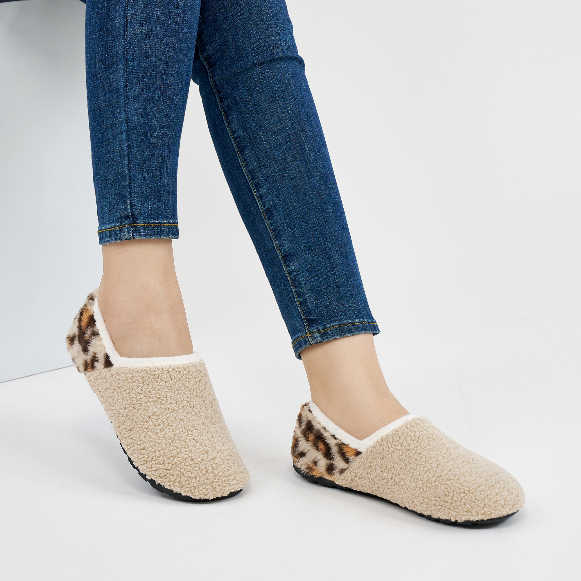 Ecetana Women's Fuzzy Closed-Back House Slippers photo 6