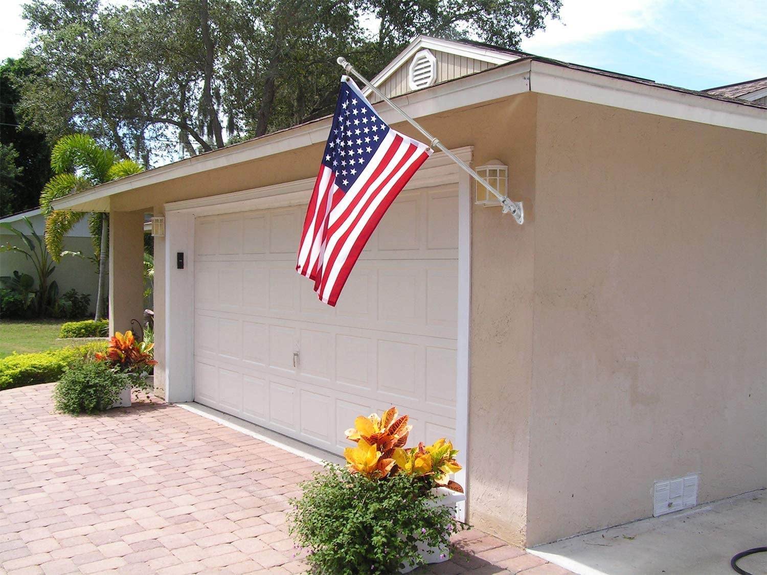 DIIG 6FT Flag Pole Kit For American Flag, Stainless Steel Rustproof FlagPoles And Mounting Bracket For Outdoor Residential House Garden Yard Truck-Silver Color