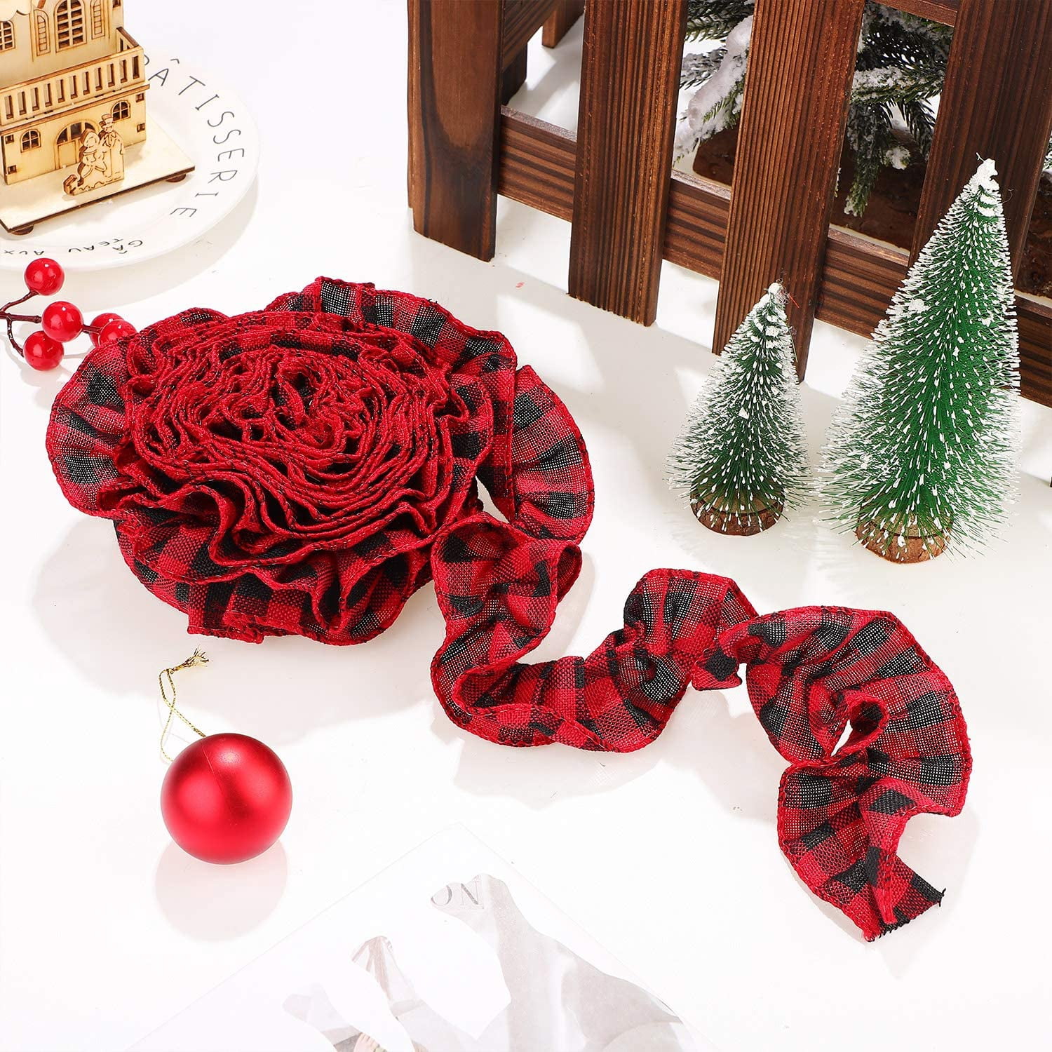 6PCS Plaid Christmas Tree Garland Rustic Craft Garland Christmas Tree Ribbon for Christmas Crafts Decoration, Floral Bows Craft, 9 Feet