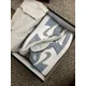 thumbnail image 1 of Size 7y - Jo r-dan 1 Retro High OG Hyper Royal (GS), 1 of 3
