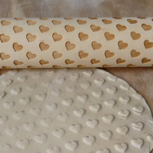 Wooden Embossing Roll Tool Cake DIY Heart Pattern Valentines Day Baking Cookies