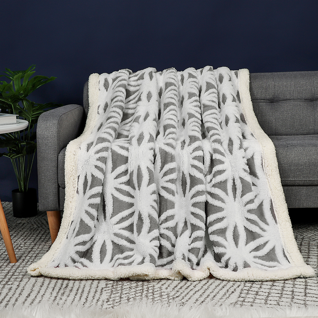 Piccocasa Sherpa Blanket Soft Reversible Snowflake Throw Blanket for