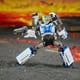 thumbnail image 2 of Figura de juguete Transformers TRA GEN Legacy EV Deluxe Strong ARM, 2 of 8