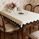 thumbnail image 4 of Mantel rectangular | Funda lavable para mesa de comedor | Mantelería estilo rústico para restaurantes, picnics y uso interior y exterior | Tejido de poliéster | 140 x 100 cm (55 x 39 pulgadas), 4 of 6