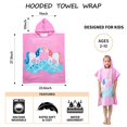 thumbnail image 2 of Towel Gealaek Kids - Poncho con capucha (70 x 60 cm), unicornio, color rosa, 2 of 9
