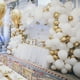 thumbnail image 5 of Kit de guirnaldas con forma de arco con forma de globo Yishebapa, 135 unidades, látex blanco, 5 of 6