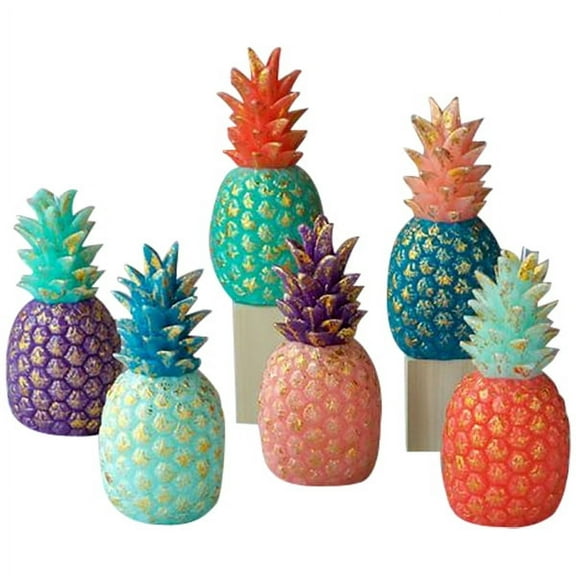 One Hundreds Eighty Degree Pineapple Candle 8.5 inch