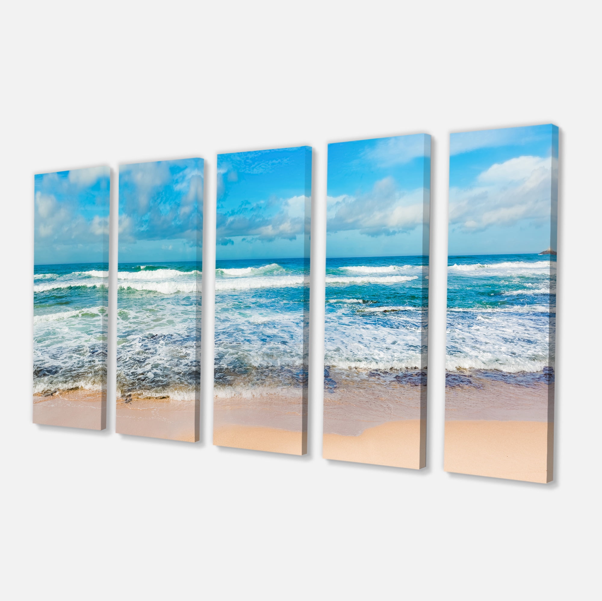 Designart 'Indian Ocean Panoramic View ' Extra Large Seashore Canvas Art