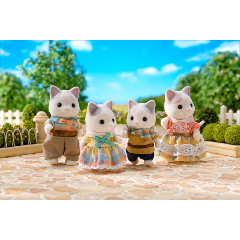 Calico Critters Latte Cat Family, Set of 4 with Accessories photo 3