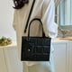 thumbnail image 5 of Bolso bandolera de piel sintética de nueva tendencia, sencillo, pequeño, cuadrado, moderno, portátil, color negro, 5 of 5