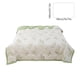 thumbnail image 3 of Edredón Refrescante de Verano, Estampado Toile Verde, Estilo Rústico, Suave y Transpirable, Ideal para Personas Calurosas y Que Sudan Por La Noche. Edredón Refrescante de Doble Cara con Efecto Frío., 3 of 6