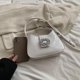 thumbnail image 5 of Bolso Hombro para Mujer PU Charol Mano Con () Blanco, 5 of 7