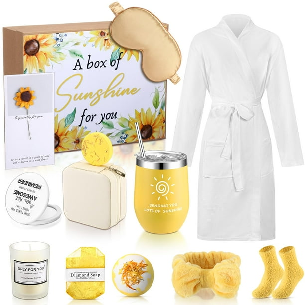 Juego de cestas de spa Nuogo, 13 unidades, con bata de baño, calcetines y vela para mujer