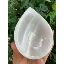Selenite Drop Bowl, 4.5" White Selenite Drop Dish Bowl, Selenite Teardrop Bowl, Crystal Polished Cleansing Charging Healing Bowl
