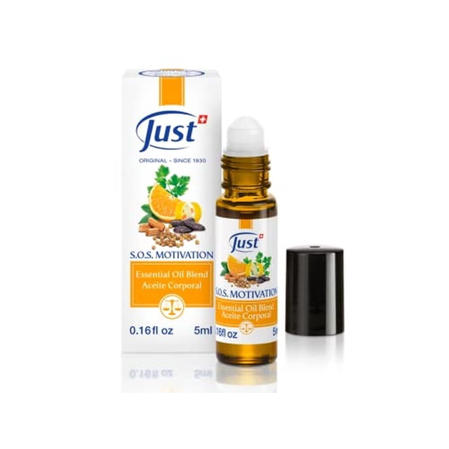aceite corporal swissjust original suizo sos motivation roll on 5 ml, frasco roll-on ámbar de 5 ml con etiqueta blanca y logo SwissJust, bola aplicadora visible y tapa negra junto a su caja blanca ilustrada con naranja y hojas; formato portátil ideal para aromaterapia y uso en spa y masaje, a menudo usado para aplicar en muñecas o sienes para un estímulo revitalizante.