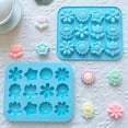thumbnail image 4 of Moldes creativos de silicona con forma de flor de 12 cavidades for hornear, chocolate, fondant, gelatina y pudín, 4 of 6