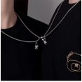 thumbnail image 2 of Collar de pareja de astronautas con imán que atrae el colgante. Regalo de San Valentín para pareja de hombres y mujeres astronautas, 2 of 6