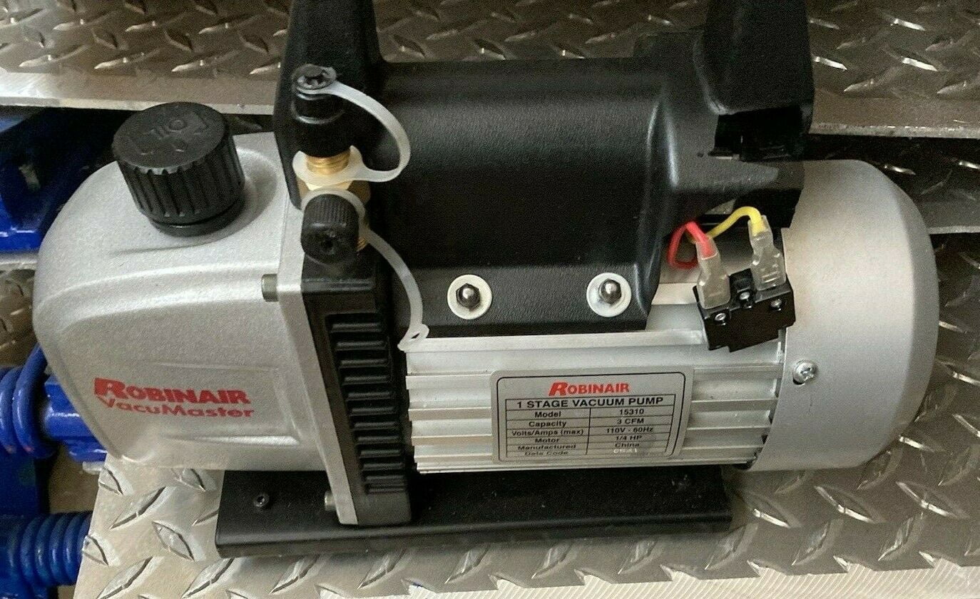 NEW Robinair (15310) VacuMaster Single Stage Vacuum Pump SingleStage