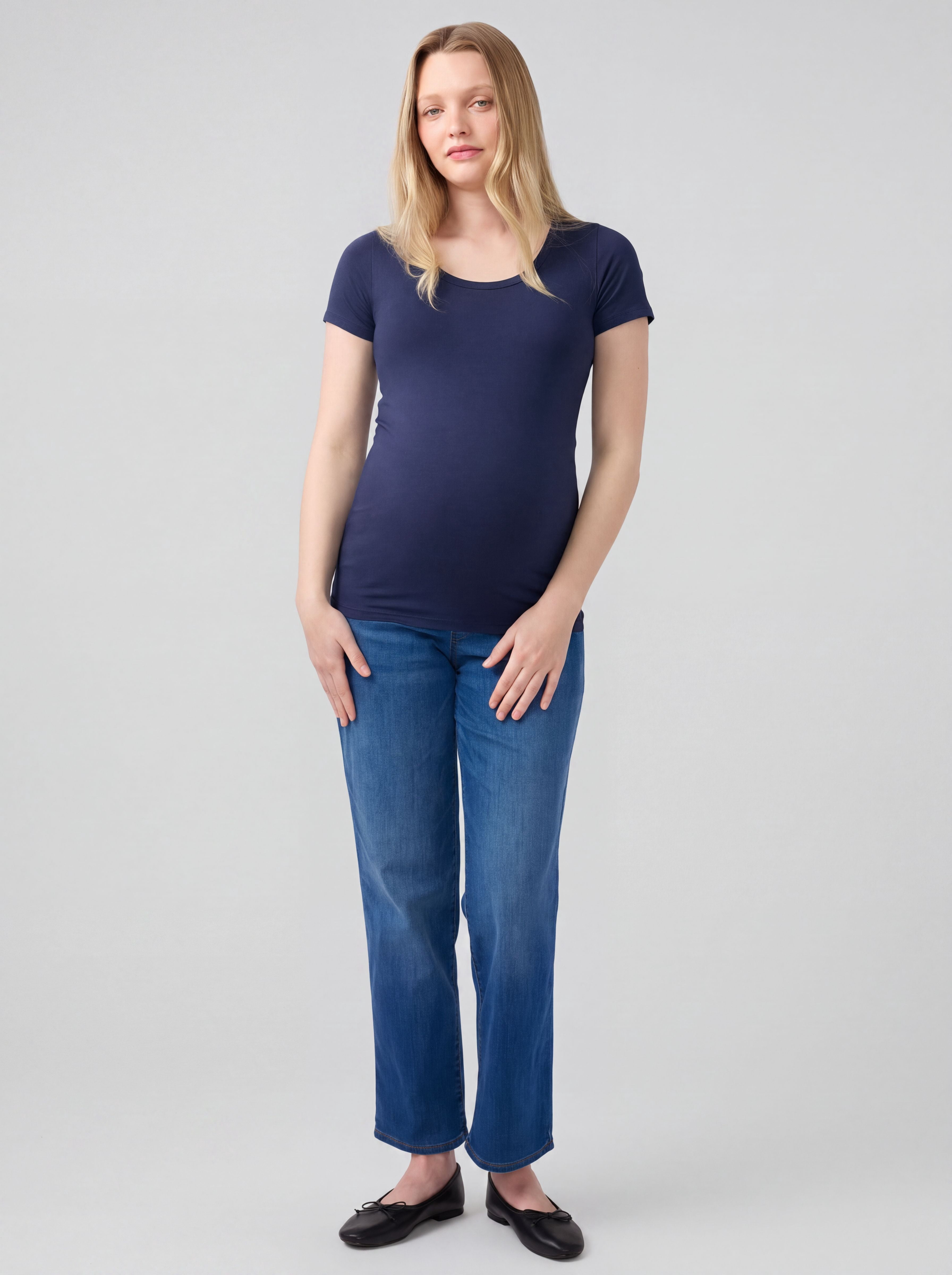 Ingrid & Isabel For Every Belly Women’s Maternity Fitted Scoop Tee, Sizes S-XXL