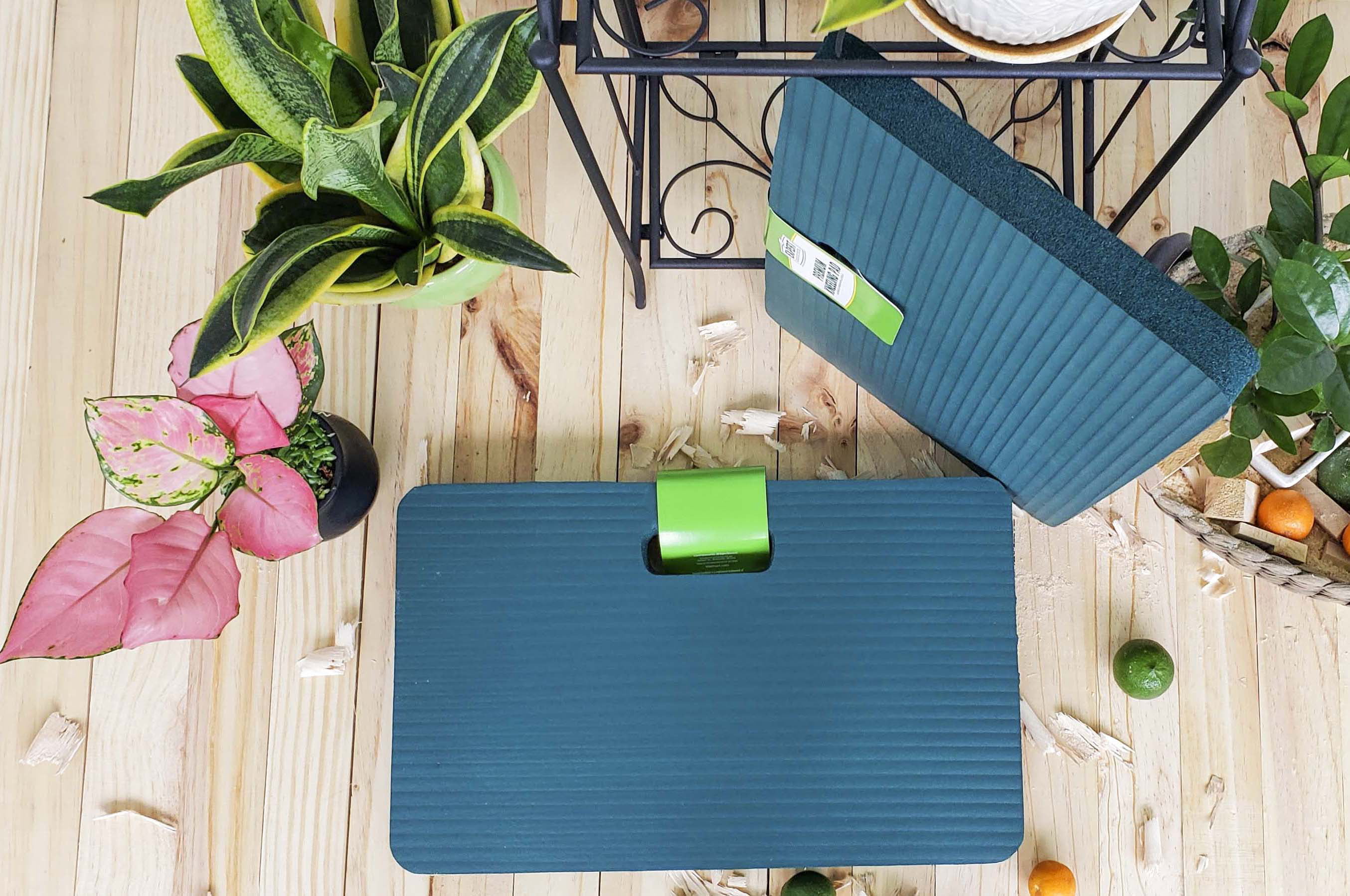 This Gardener-Approved Kneeling Pad Is 46% Off at