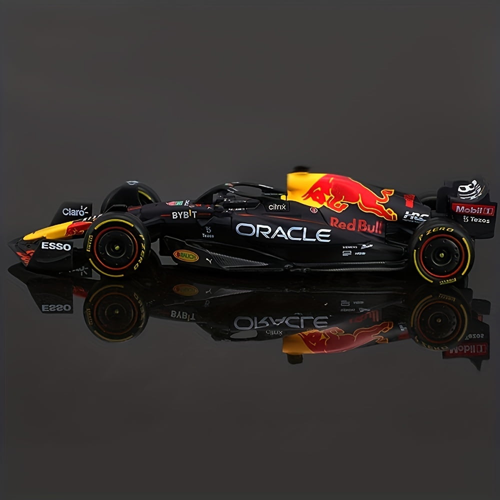 Bburago 1:43 F1 Red Bull Racing RB18 #1 #11 Alloy Luxury
