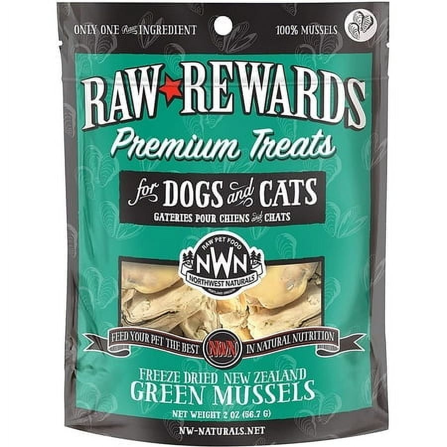 Northwest Naturals Raw Rewards Freeze-Dried Green Lipped Mussel Treats for Dogs and Cats - Bite-Sized Pieces - Healthy, 1 Ingredient, Human Grade Pet Food, All Natural - 2 Oz (Pack of 1)