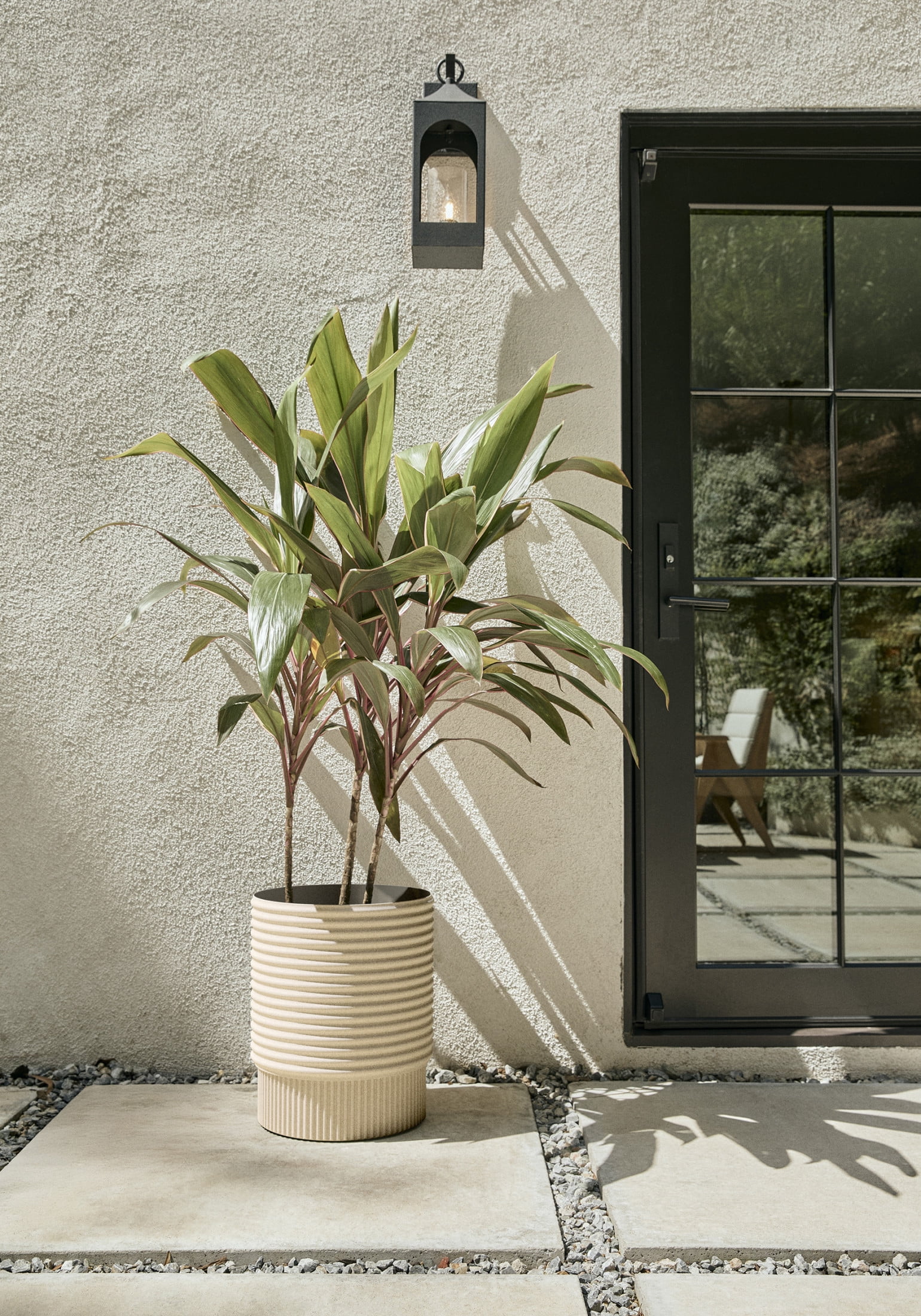 Veradek Mod Series 17" Plastic-Stone Medum Planter - (Sand)