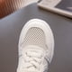thumbnail image 5 of Zapatos blancos para niños, zapatos para niños, zapatos de malla de estilo veraniego, zapatillas deportivas blancas para estudiantes y niñas para niños de mediana edad y grandes, 5 of 6