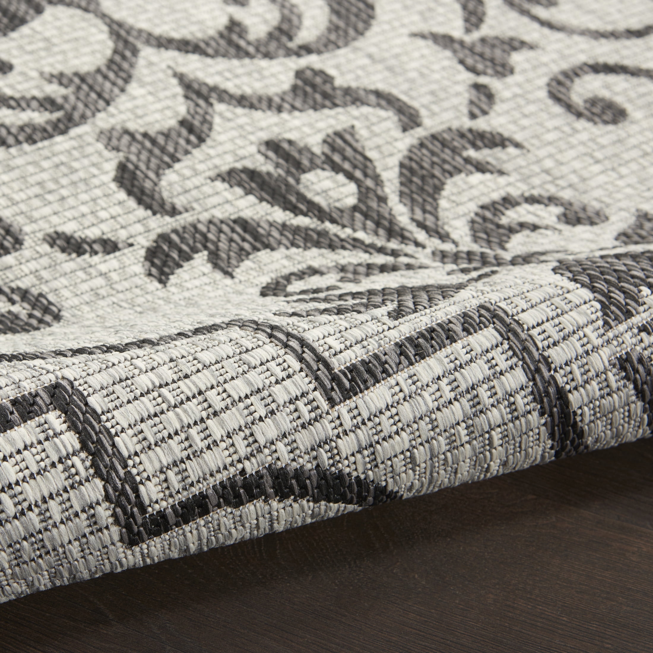 Nourison Country Side 2'2" x 3'9" Ivory/Charcoal Transitional Rug