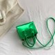 thumbnail image 1 of Bolso de mano para mujer, Bolso cuadrado pequeño de moda, Bolso de mano sólidos de cuero PU (verde), 1 of 8