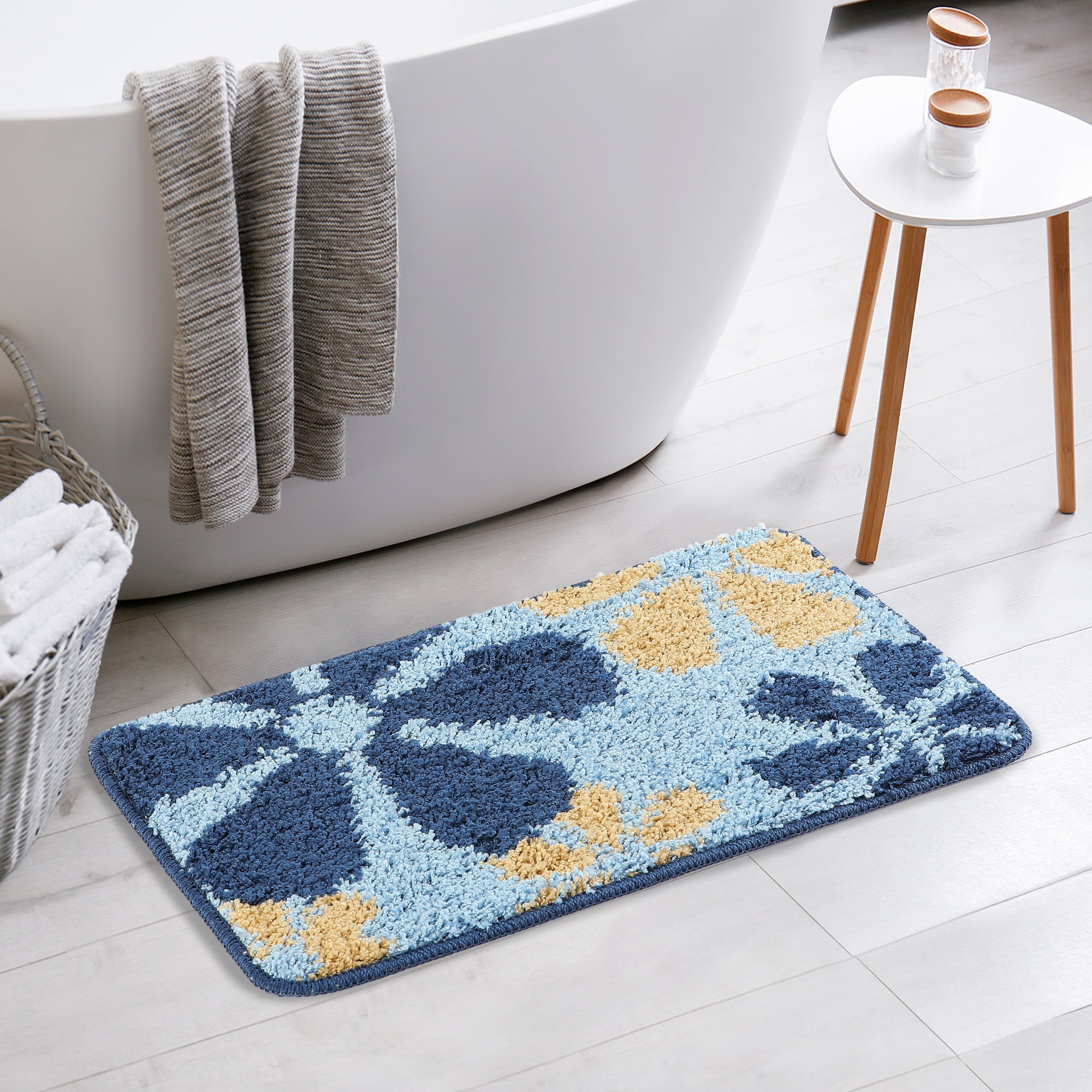 REGALWOVEN Floral Bath Mat Washable Bath Carpet for Bathroom Blue 16" x 24"