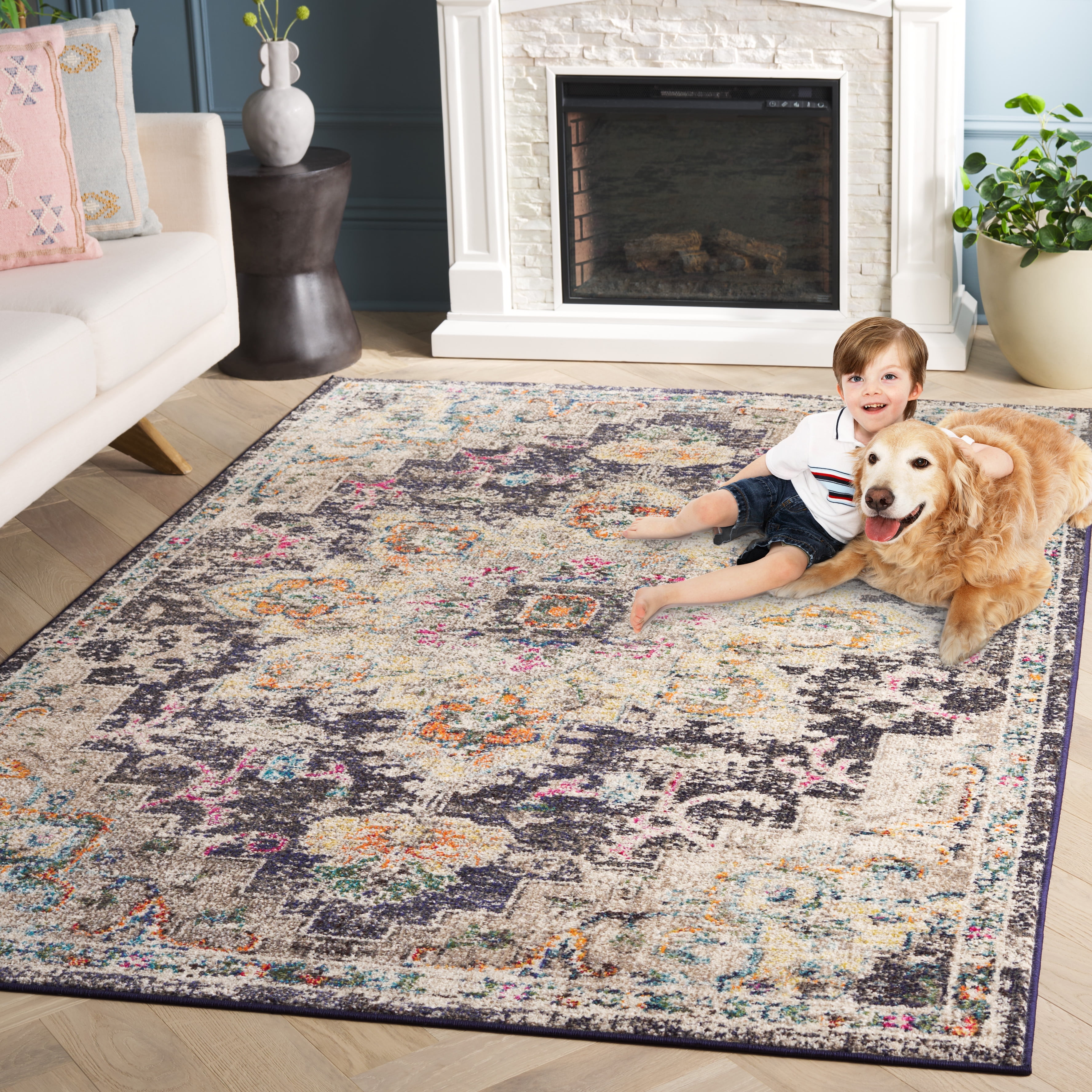 SAFAVIEH Madison Dalia Oriental Area Rug, Black/Gold, 8' x 10'