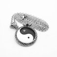 thumbnail image 4 of Collier Pendentif Ying Yang Noir et Blanc en Acier Inoxydable, 4 of 4