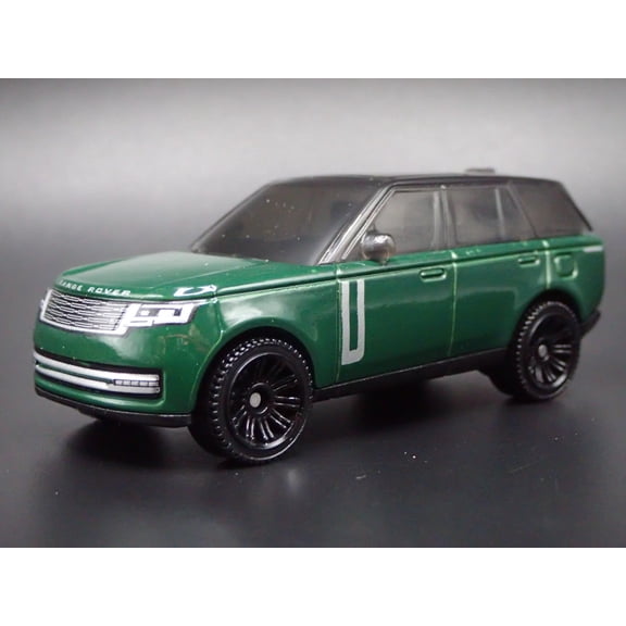 Open Box 2022-2025 RANGE ROVER PHEV GRN 1/64 SCALE COLLECTIBLE DIORAMA DIECAST MODEL CAR