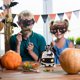 thumbnail image 5 of Linterna de calabaza de Halloween | Centro de mesa iluminado y cuenco para dulces | Decoración espeluznante para el hogar, el jardín y fiestas | Decoración de terciopelo reutilizable, 5 of 6