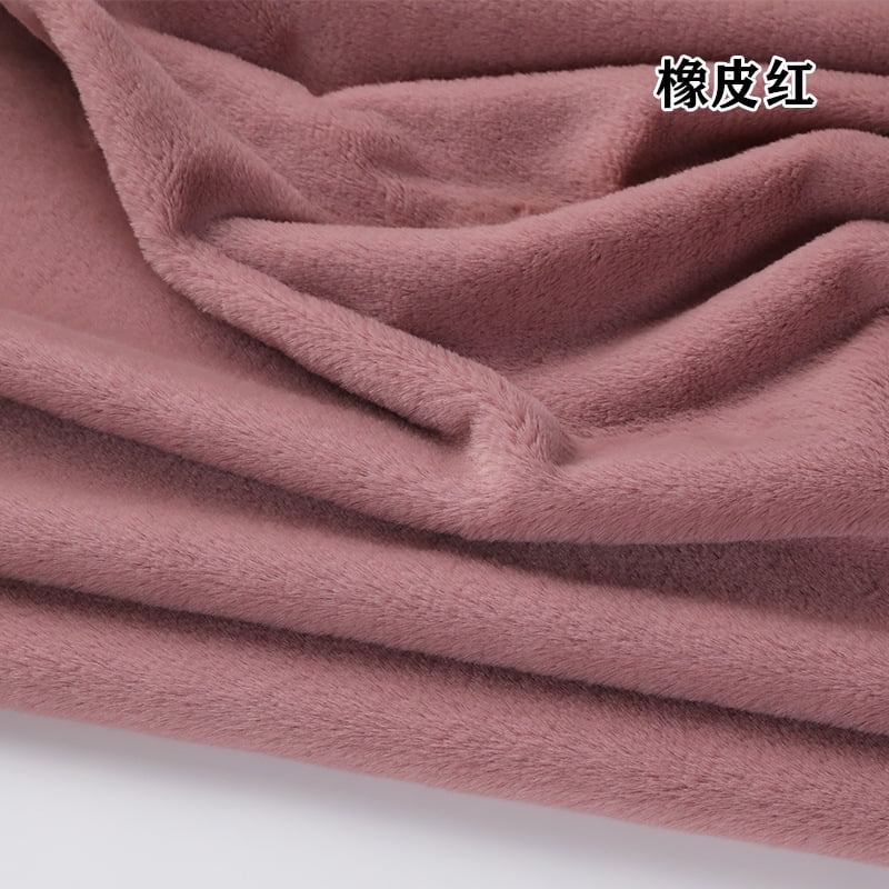 Namzi 1 Pcs Plush Fabric 100 x 160cm Soft Polyester Sewing Material Multipurpose Craft Fabric for Blankets Pillows Home Decor & Hand‑made Sewing Projects Grey Red