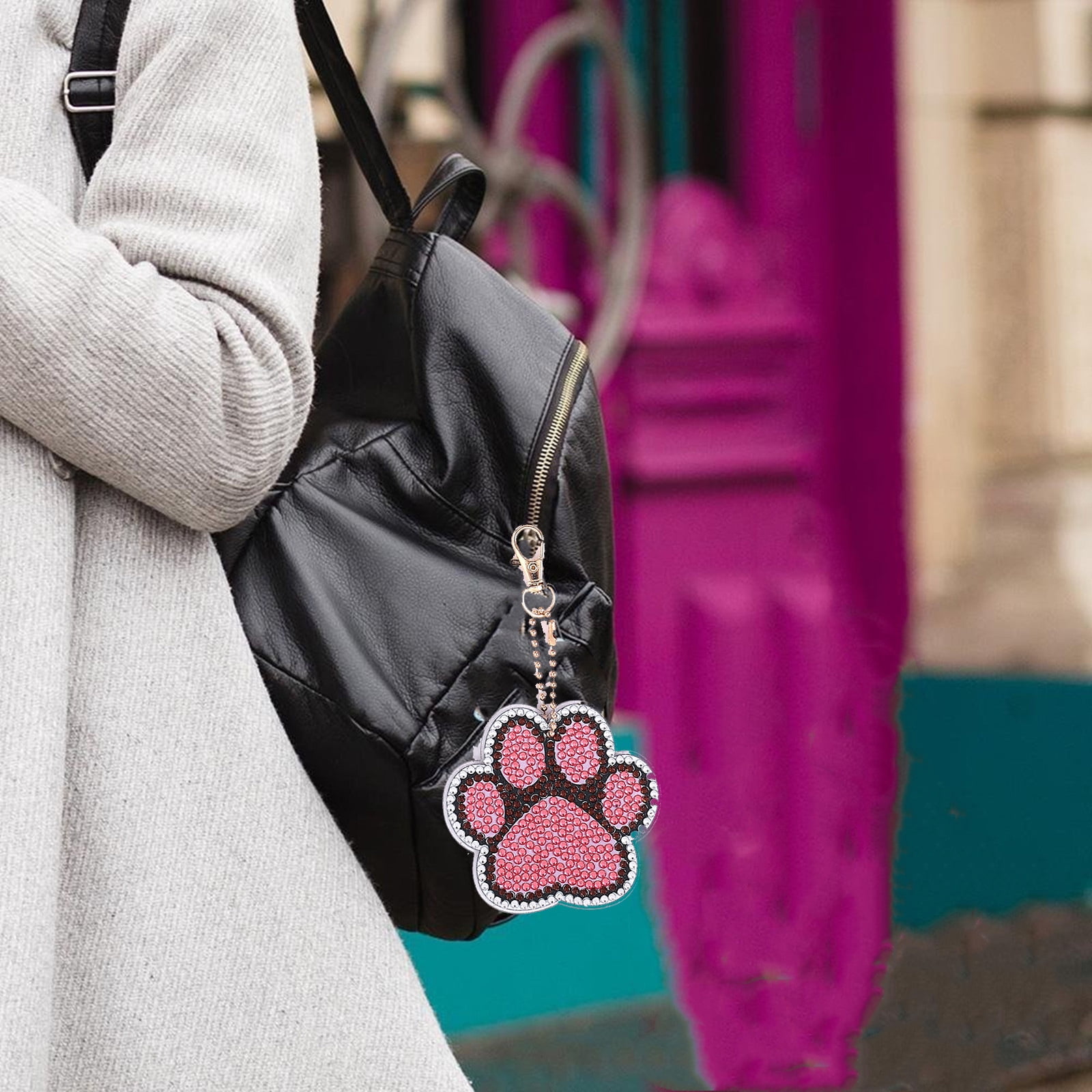 8 PCS Diamond Art Painting Keychains Kits for Adult Kids Claws Double Sided Key Bag Chains Diamond Art Craft DIY Animal Key Ring Paint with Diamonds Dots Pendant Gift Decor