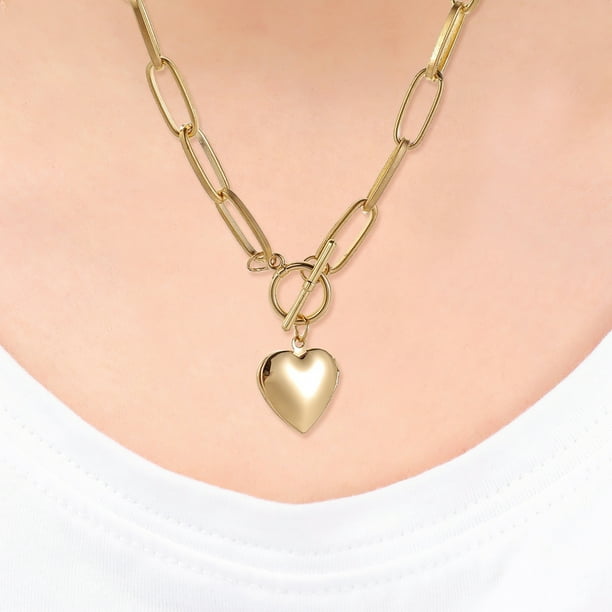 Neck chain with locket clearance