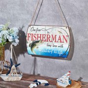 Fisherman Decor Sign Fishing Wood Plaque Sign One Fine Fisherman Lives Here With The Catch Of His Life Wall Hanging Decor Funny Fishing Sign for Lake House Cabin Man Cave Decor 24×15cm