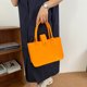 thumbnail image 5 of Sywqhk Bolso De Mano Para Mujer, Organizador De Viaje Portátil De Fieltro, Bolso De Hombro Cosmético (Naranja) Sywqhk Para estrenar, 5 of 9