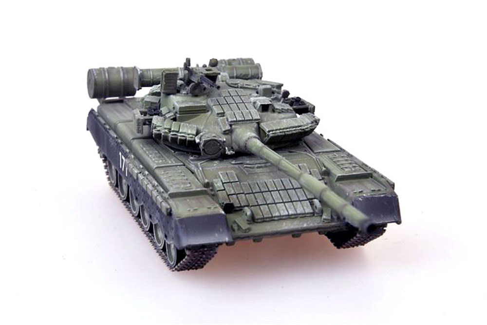 1970〜80's B-15 model Filled Military BZ T-80 (T-80BV) Russian Army - First Chechnya War 1/72 Scale