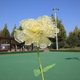 thumbnail image 1 of 1 pieza de 60 cm de flor grande, flor de peonía, camino de boda, diseño de evento al aire libre, escaparate, accesorios de tiro, pétalos de malla de lámina dorada, 1 of 2