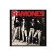 thumbnail image 1 of Ramones Fusée vers la Russie Aimant de Frigo, 1 of 1