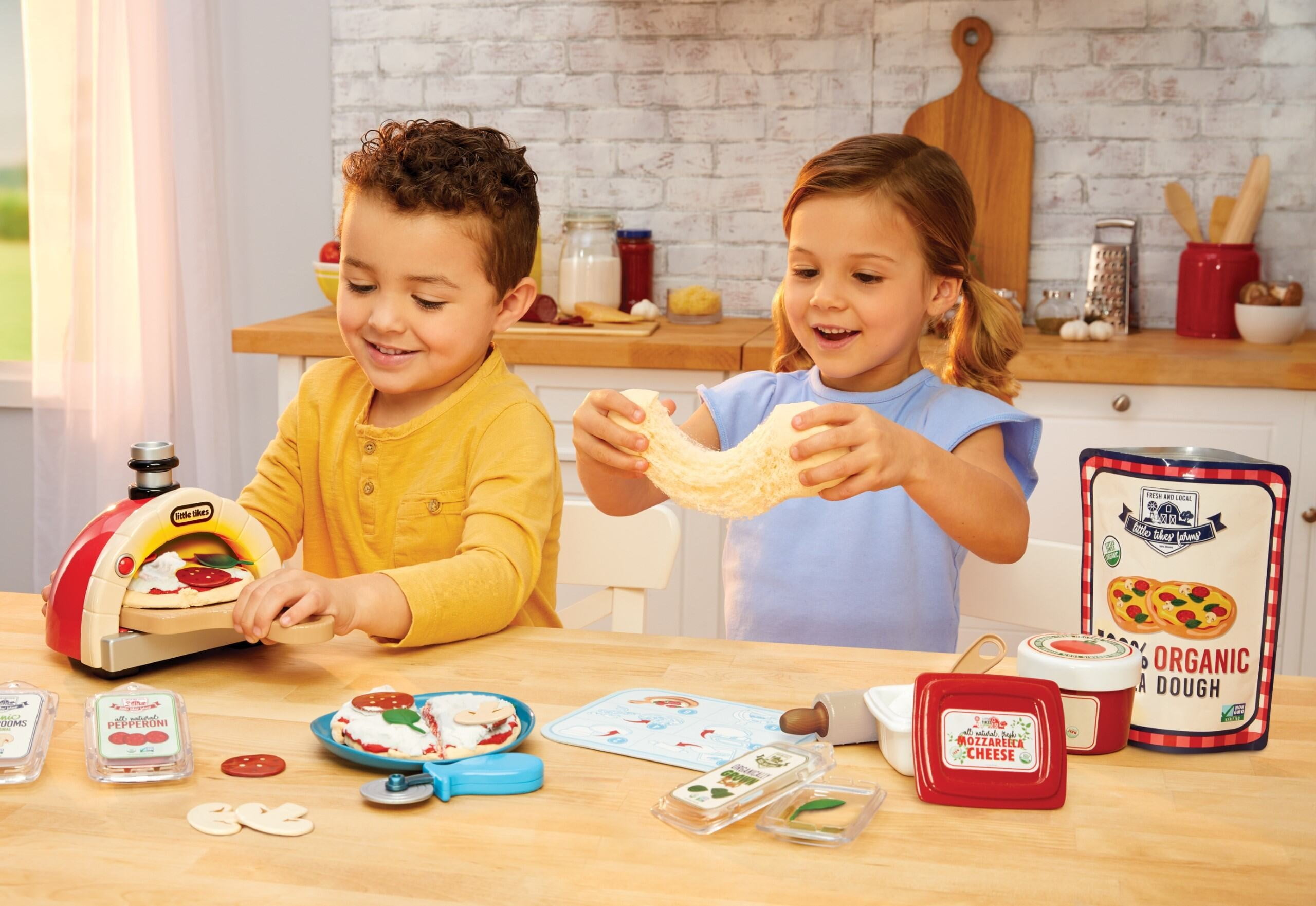 Little Tikes Creative Chefs Pizza Kit with Special MakeIt Mix Play Sand, 18+ Accessories, Realistic (图5) Little Tikes Creative Chefs Pizza Kit with Special MakeIt Mix Play Sand, 18+ Accessories, Realistic (图5)