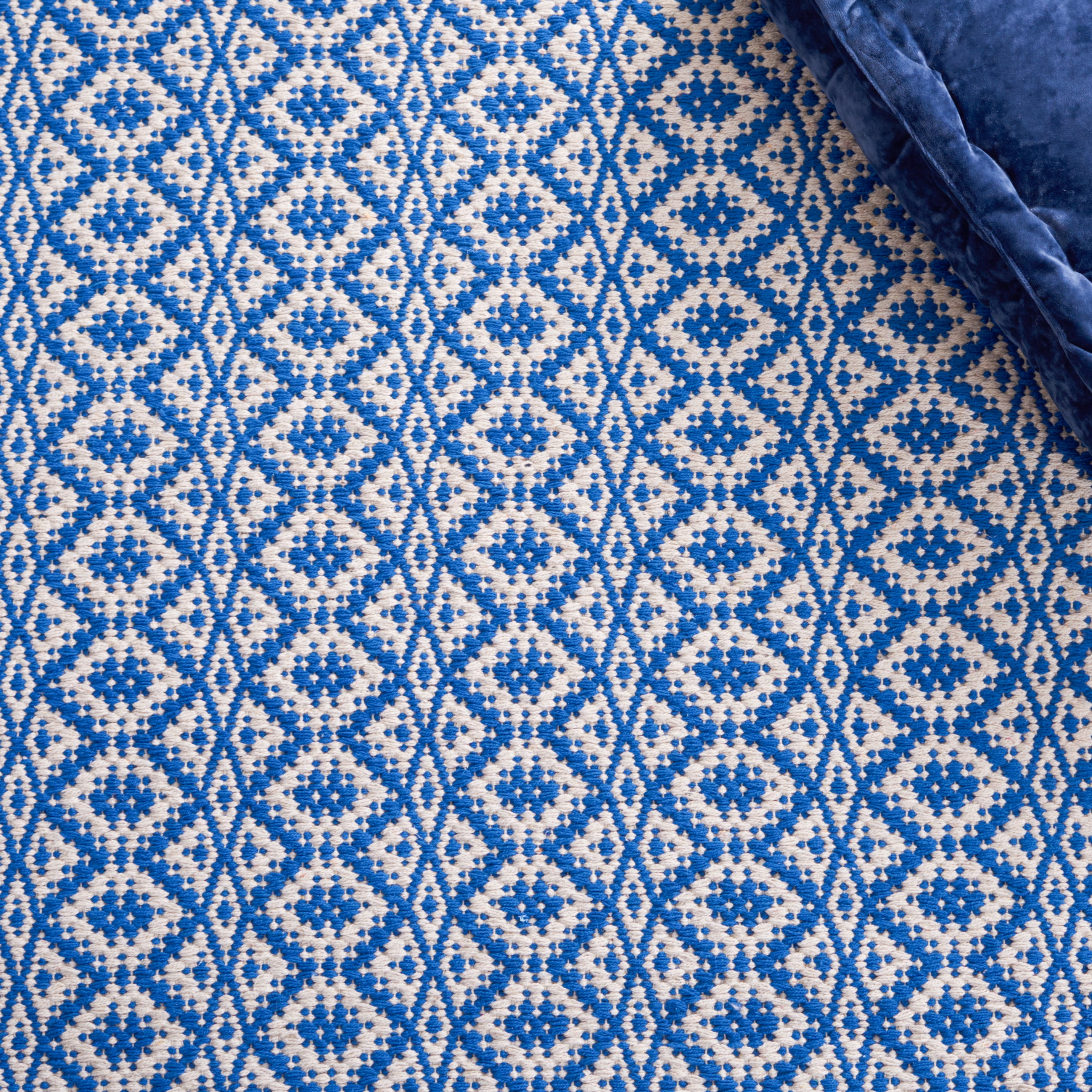 Safavieh Montauk Corrine Geometric Cotton Area Rug, Ivory/Blue, 9' x 12'