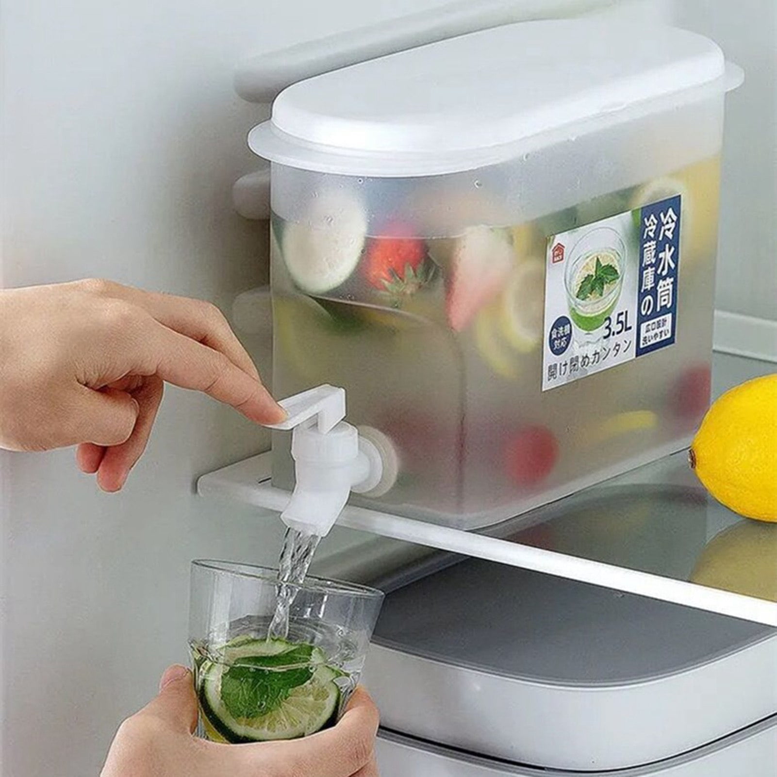 3.5L Drinks Dispenser With Tap Refrigerator Cold Kettle Fruit Teapot with Faucet Ice Water Bucket WaterJug Water Container Leak Free Fridge Water Dispenser for Making Teas and Juices BPA-Free