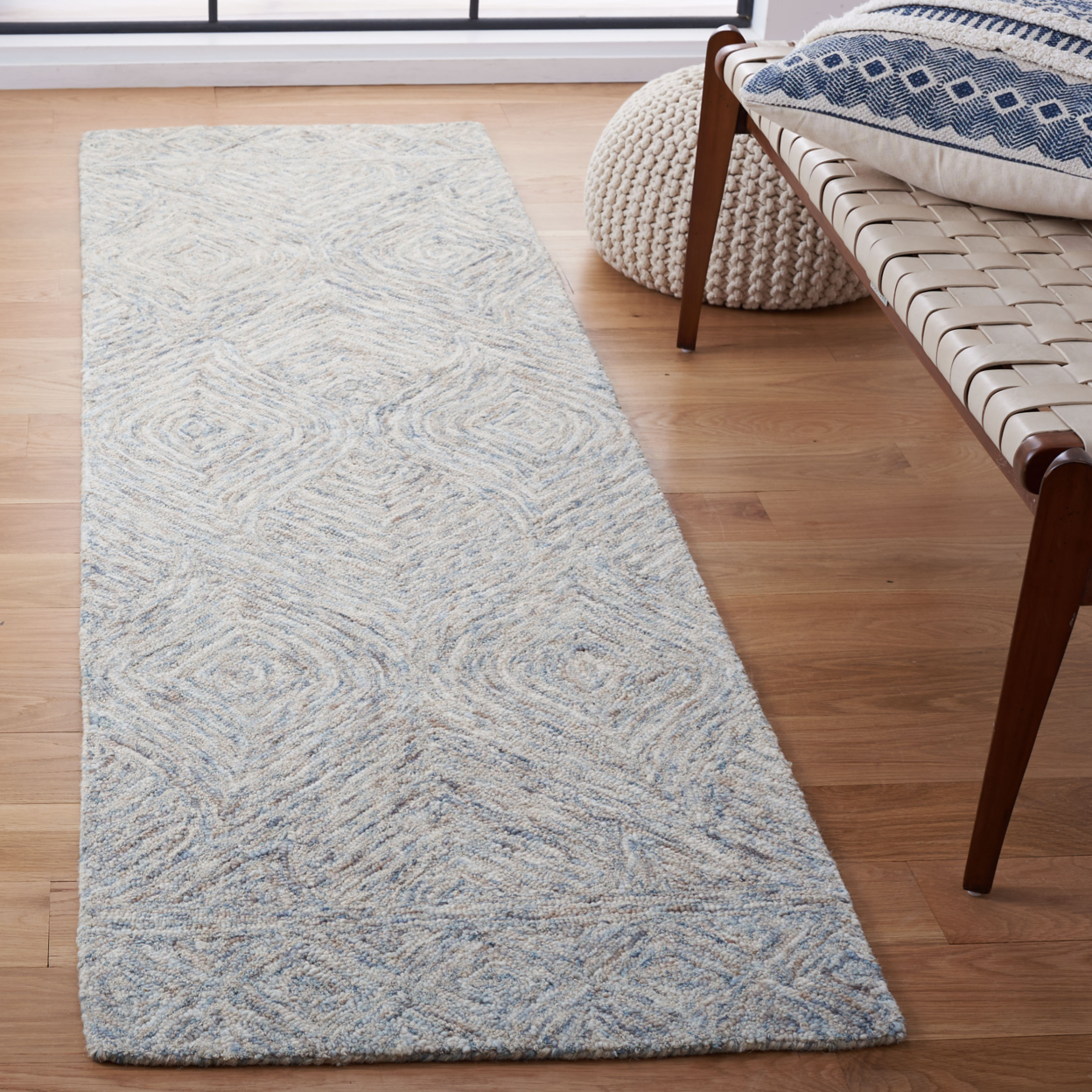 SAFAVIEH Ikat Hartley Geometric Wool Area Rug, Beige/Grey, 8' x 10'