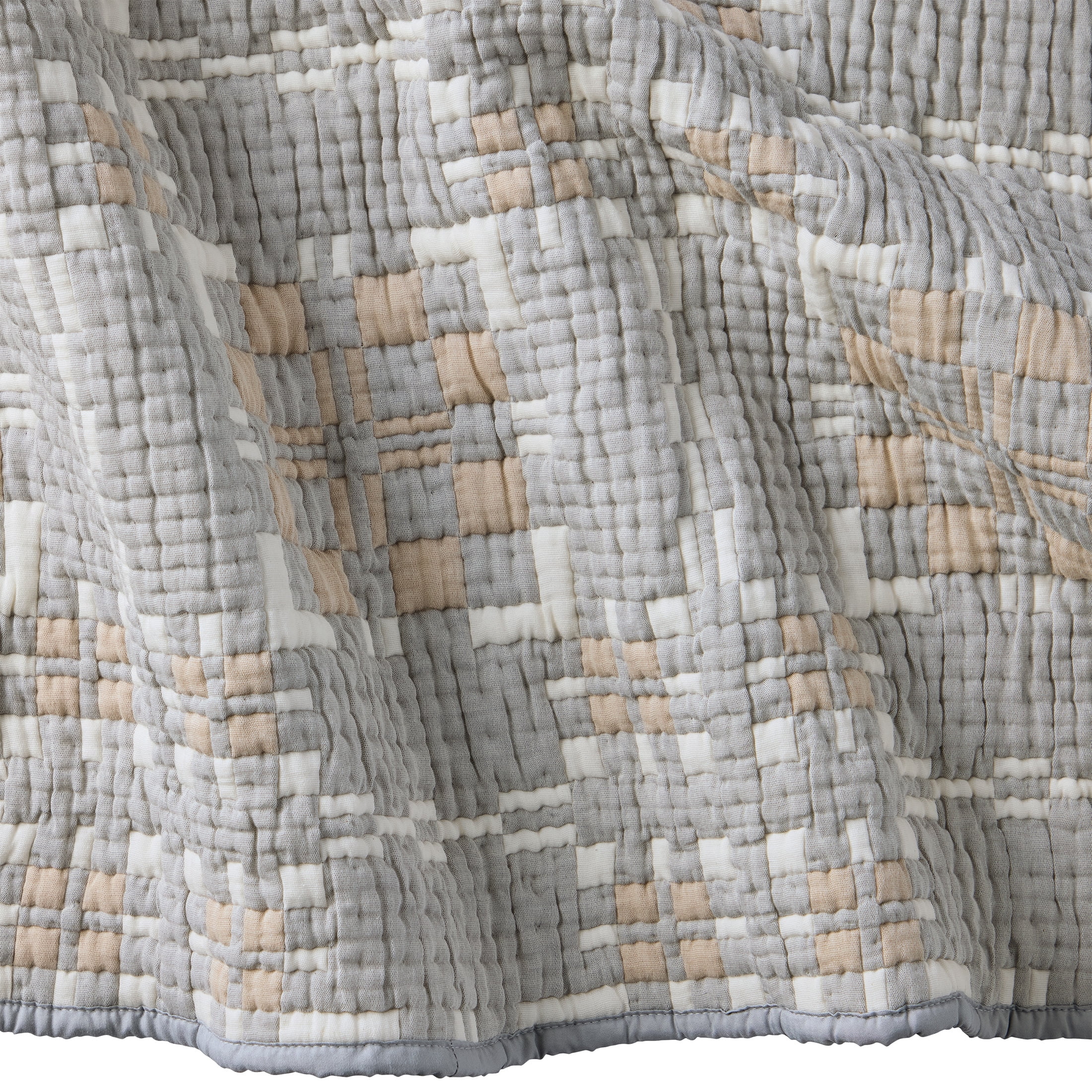 Better Homes & Gardens Modern Mosaic Quilt, King, Grey, Reversible Bedding