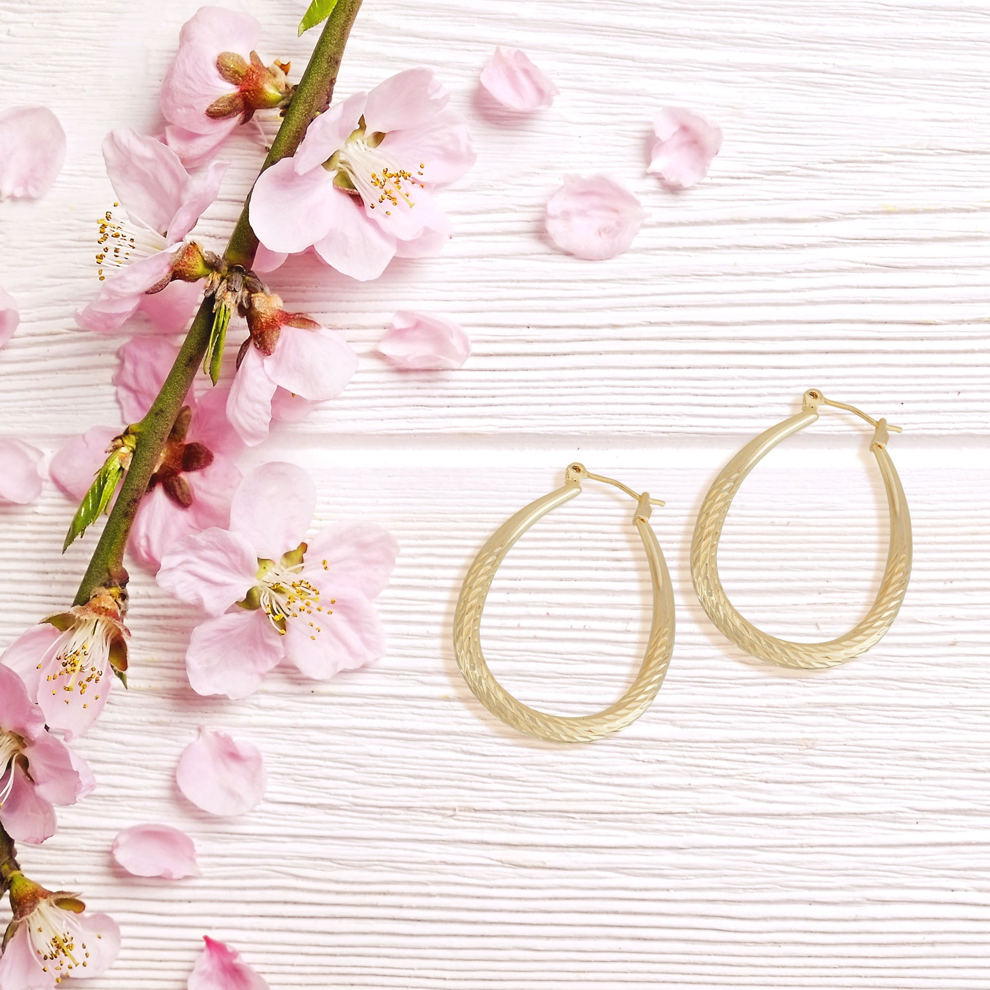X & O Women's 14K Yellow Gold Plated 30mm X 40mm Tapered Hoop Earrings